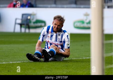HEERENVEEN, NIEDERLANDE - 24. APRIL: Siem de Jong vom SC Heerenveen während des niederländischen Eredivisie-Spiels zwischen SC Heerenveen und PEC Zwolle in der Abe Lenstr Stockfoto