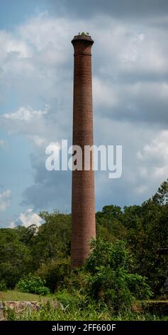 Ein gemauerter Rauchstapel aus Glendale Shoals in der Nähe von Spartanburg, South Carolina Stockfoto