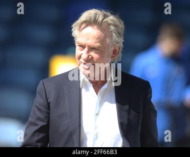 Southend, Großbritannien. April 2021. SOUTHEND, ENGLAND - 24. APRIL: Ron Martin Vorsitzender von Southend Unitedwährend der Sky Bet League Two zwischen Southend United und Leyton Orient im Roots Hall Stadium, Southend, Großbritannien am 24. April 2021 Credit: Action Foto Sport/Alamy Live News Stockfoto