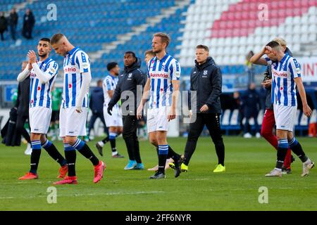 HEERENVEEN, NIEDERLANDE - 24. APRIL: Siem de Jong vom SC Heerenveen während des niederländischen Eredivisie-Spiels zwischen SC Heerenveen und PEC Zwolle in der Abe Lenstr Stockfoto