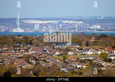 Portsmouth, The Solent, Spinnaker, Tower, Isle of Wight, England, Großbritannien, Stockfoto