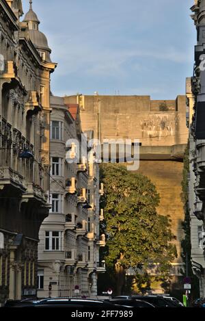 Bunker aus dem 2. Weltkrieg mitten in der Innenstadt Wien Stockfoto