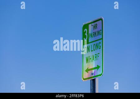 Drei Stunden Parkschild auf Long Wharf, Sag Harbor, NY Stockfoto