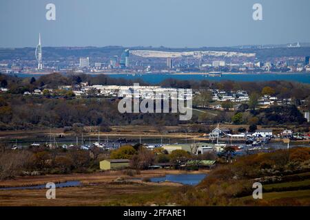 Portsmouth, The Solent, Spinnaker, Tower, Isle of Wight, England, Großbritannien, Stockfoto