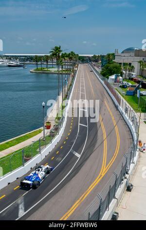 St. Petersburg, Florida, USA. April 2021. GRAHAM RAHAL (15) aus den Vereinigten Staaten qualifizieren sich für den Firestone Grand Prix von St. Petersburg in den Straßen von St. Petersburg in St. Petersburg, Florida. Quelle: Walter G Arce SR Grindstone Medi/ASP/ZUMA Wire/Alamy Live News Stockfoto