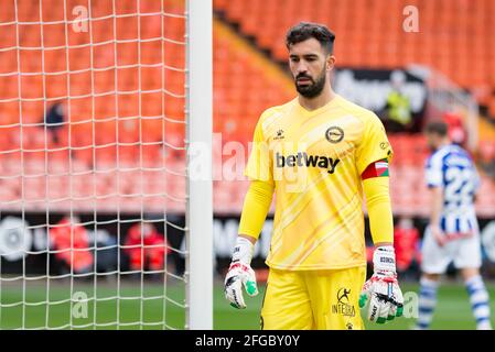 Valencia, Spanien. April 2021. Fernando Pacheco Flores von Deportivo Alaves während des spanischen Fußballspiels La Liga zwischen Valencia und Deportivo Alaves im Mestalla-Stadion (Endstand; Valencia CF 1:1 Deportivo Alaves) Credit: SOPA Images Limited/Alamy Live News Stockfoto