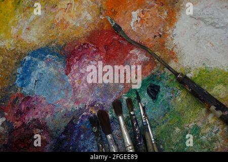 Bunt, blau, rot, gelb, weiß, rosa Aquarell, Pinselstrich Stockfoto