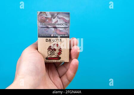 Tyumen, Russland-17. april 2021: Dakota Cigarettes Pack Original Close Up Stockfoto