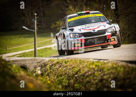 Zagreb, Kroatien. April 2021. Zagreb, Kroatien. 25 2021. April: 23 Brazzoli Enrico (ita), Barone Maurizio (ita), Movisport, Skoda Fabia, Aktion während der Rallye Kroatien 2021, 3. Runde der FIA WRC 2021, FIA Rallye-Weltmeisterschaft, vom 22. Bis 25. April 2021 in Zagreb, Kroatien - Foto Bastien Roux / DPPI Kredit: DPPI Media/Alamy Live News Kredit: DPPI Media/Alamy Live News Stockfoto