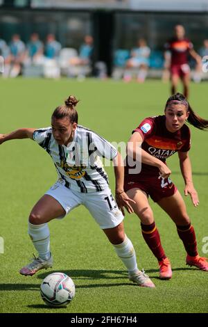 Lisa Boattin (Juventus-Frauen) während des Italienischen Pokals, Coppa Italia, Halbfinale, 2. Etappe Fußballspiel zwischen Juventus FC und AS Roma am 25. April 2021 im Juventus Training Center in Vinovo, Italien - Foto Nderim Kaceli / DPPI / LiveMedia Stockfoto