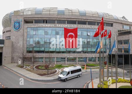 ISTANBUL, TÜRKEI - 25. APRIL: Gesamtansicht des Basaksehir Fatih Terim Stadions, Heimstadion von Istanbul Basaksehir während des Super Lig Spiels zwischen Istanbul B Stockfoto