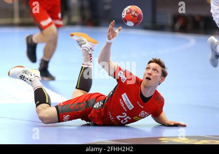 Eat, Deutschland. 25. Apr 2021. firo: 25.04.2021, Handball, Liqui Moly Bundesliga, HBL, Saison 2020/2021 TUSEM Essen - Holstein Kiel Justin Muller Quelle: dpa/Alamy Live News Stockfoto