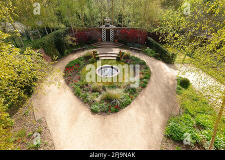 Leeds City Councils Chelsea Show Garden Eintritt 2008 mit dem Titel „The Größter Raum im Haus' und befindet sich jetzt in Die Fachgärten in Roundhay Stockfoto