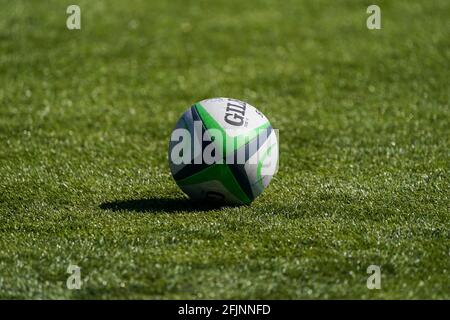 London, Großbritannien. April 2021. Gilbert Match Ball in London, Vereinigtes Königreich am 4/25/2021. (Foto von Richard Washbrooke/News Images/Sipa USA) Quelle: SIPA USA/Alamy Live News Stockfoto