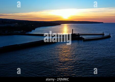 East and West Lighthouse Whitby, Yorkshire Stockfoto