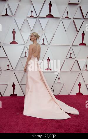 Los Angeles, Kalifornien, USA. 25. April 2021. Die Oscar®-Nominierte Vanessa Kirby trifft am Sonntag, den 25. April 2021, auf dem roten Teppich der 93. Oscars® auf der Union Station in Los Angeles, CA, ein. (Foto mit freundlicher Genehmigung von Matt Petit/A.M.P.A.S. via Credit: SIPA USA/Alamy Live News Credit: SIPA USA/Alamy Live News Stockfoto