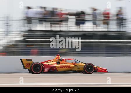 25. April 2021: Andretti Autosport-Fahrer RYAN HUNTER-REAY (28) aus den Vereinigten Staaten macht sich während des NTT Indycar Series Firestone Grand Prix von St. Petersburg am 25. April 2021 in St. Petersburg, FL, auf den Weg nach vorne. Quelle: Cory Knowlton/ZUMA Wire/Alamy Live News Stockfoto