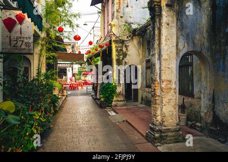 15. August 2018: Die zweite Konkubinengasse, Yi Lai Hong, ist eine schmale und kleine Gasse in der Leech Street in der Altstadt von Ipoh, Malaysia. Es wurde von gebaut Stockfoto