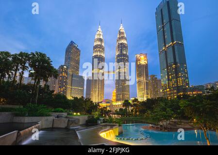 20. August 2018: petronas Zwillingstürme, die höchsten Gebäude in Kuala Lumpur, malaysia und die höchsten Zwillingstürme der Welt. Der Bau begann Stockfoto