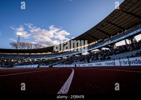 Aarhus, Dänemark. April 2021. Fußballfans der AGF sind wieder im Ceres Park, um das 3F Superliga-Spiel zwischen Aarhus GF und dem FC Kopenhagen in Aarhus zu besuchen. (Foto: Gonzales Photo/Alamy Live News Stockfoto