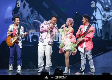 Taipeh. April 2021. Jolin Tsai veranstaltete am 24. April 2021 das Konzert „Jolin Ugly Beauty±“ in Taipei, Taiwan, China. (Foto: TPG) Quelle: TopPhoto/Alamy Live News Stockfoto