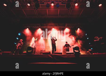 LINGOTTO FIERE, TURIN, ITALIEN: Die dänische Punkrock-Band Iceage, die live auf der Bühne beim Club to Club Festival in Turin auftrat. Stockfoto
