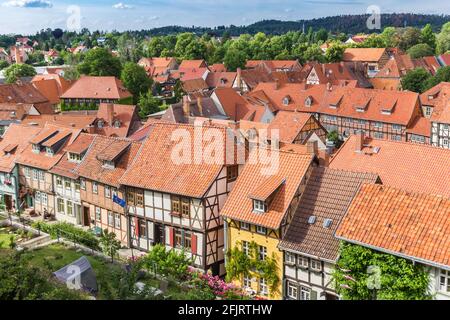 Blick auf historische Häuser in der Altstadt von Quedlinburg, Deutschland Stockfoto