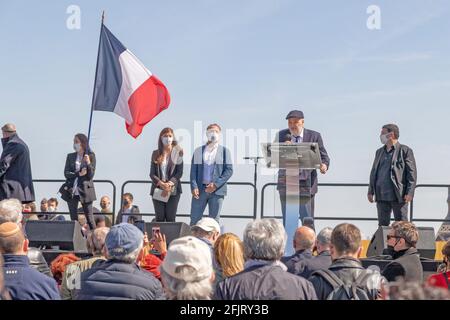 Paris, Frankreich. April 2021. William Attal, der Bruder von Sarah Halimi, spricht hart und fordert für Sarah Halimi Gerechtigkeit Stockfoto