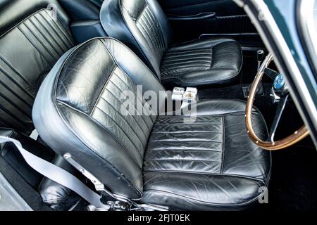 1965 Aston Martin DB5 Innenpolsterung aus Leder Stockfoto
