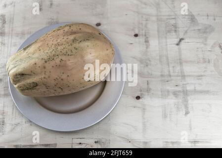 Formosa Sorte Papaya Frucht auf Holz Hintergrund. Papaya Formosa. Fruchtquelle reich an Nährstoffen. Essbare Früchte. Zutat für Säfte und Protein Sou Stockfoto