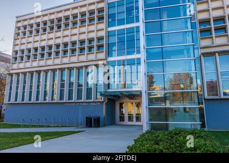 COLUMBUS, OH, USA - 7. NOVEMBER: Cunz Hall - Ohio State University College of Public Health am 7. November 2020 an der Ohio State University in Columbus, O Stockfoto