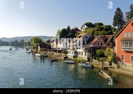 Schweiz, Schaffhausen Kanton, Stein am Rhein, Historischer Teil der Stadt am Rheinufer Stockfoto