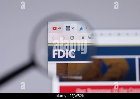 New York, USA - 26. April 2021: FDIC-Logo der Federal Deposit Insurance Corporation in Nahaufnahme auf Website-Seite, illustrative redaktionelle Darstellung Stockfoto