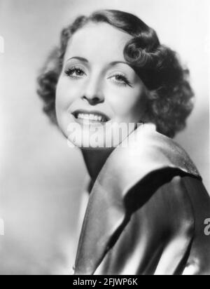 Die amerikanische Schauspielerin Joan Perry, Head and Shoulders Publicity Portrait, Columbia Picters, 1939 Stockfoto