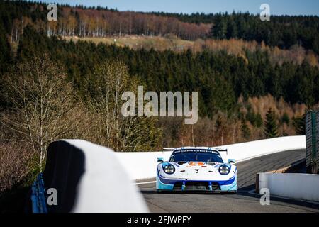 56 Perfetti Egidio (NOR), Cairoli Matteo (ita), Pera Riccardo (ita), Team Project 1, Porsche 911 RSR - 19, Aktion beim Prolog der FIA-Langstrecken-Weltmeisterschaft 2021 auf dem Circuit de Spa-Francorchamps, vom 26. Bis 27. April in Stavelot, Belgien - Foto Florent Gooden / DPPI Stockfoto