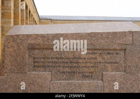 Das Grab von Ismet Inonu, das sein Brief an Atatürk darauf geschrieben hat, befindet sich in Anıtkabir (Atatürks Mausoleum) - Ankara Stockfoto