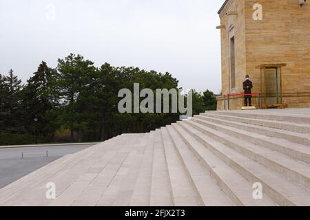 Die lange Treppe Anitkabir und des Soldaten bei der Ehrenwache In Anıtkabir (Atatürk-Mausoleum) - Ankara Stockfoto