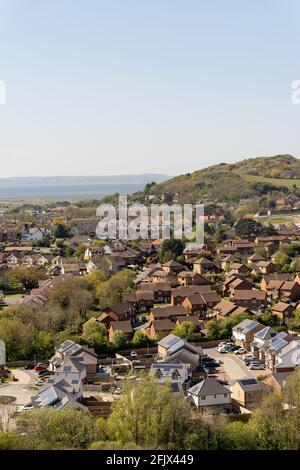 Haus und Häuser Luftaufnahme an einem sonnigen Tag Stockfoto