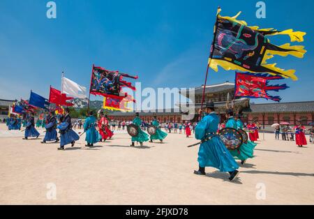 Änderung der Wachzeremonie im Gyeongbok Palast in Seoul Stockfoto