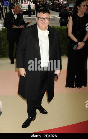 Modedesigner Alber Elbaz Auswahl aus verschiedenen Veranstaltungen in New York City, Alber Elbaz, tot von covid am 59. Stockfoto