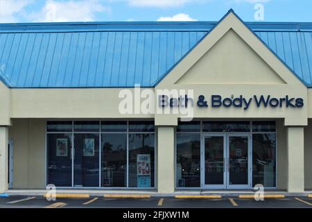 Bad und Body Works Store verkauft Dusche und Bad Produkte, Kerzen und Düfte. Das Lager ist wegen der Coronavirus-Pandemie COVID-19 geschlossen. Stockfoto