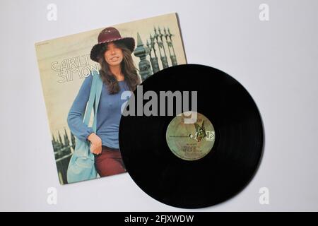 Pop-Rock-Künstler, Carly Simon Musikalbum auf Vinyl-LP-Disc. Mit Dem Titel: No Secrets Stockfoto