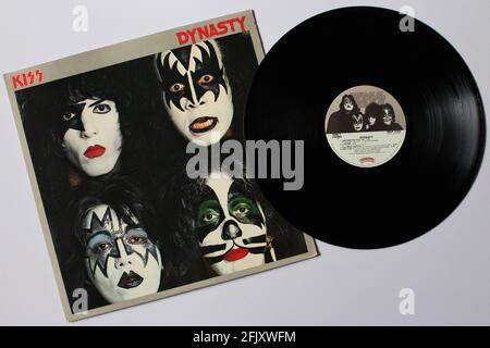 Hard Rock und Disco Band, KISS Musikalbum auf Vinyl LP Disc. Mit Dem Titel: Dynasty Stockfoto