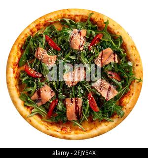 Isolierte gebackene Lachs- und Rukula-Pizza Stockfoto