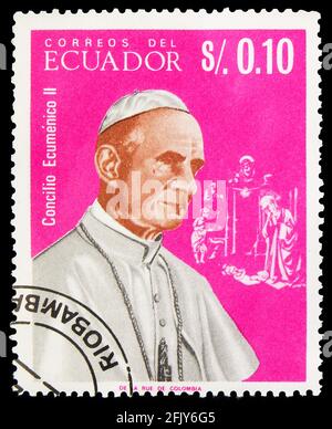 MOSKAU, RUSSLAND - 16. NOVEMBER 2019: Die in Ecuador gedruckte Briefmarke zeigt Papst Paul VI. (1897-1978), Serie, um 1966 Stockfoto