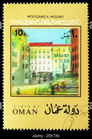MOSKAU, RUSSLAND - 16. NOVEMBER 2019: Die in Cinderellas (Oman) gedruckte Briefmarke zeigt Salzburg, Getreidegasse, Serie, um 1972 Stockfoto