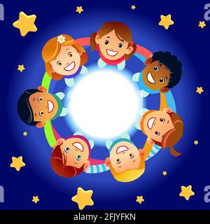 Glückliche Kinder halten die Hände und tanzen im Kreis. Nette Jungen und Mädchen haben Spaß auf dem Hintergrund der Sterne. Cartoon-Vektorgrafik Stock Vektor