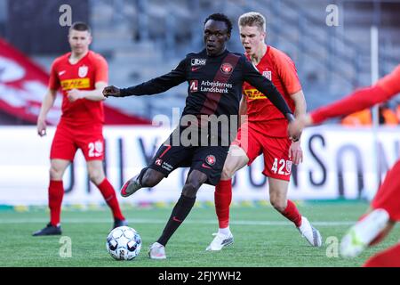 Farum, Dänemark. April 2021. Pione Sisto (7) aus dem FC Midtjylland beim 3F Superliga-Spiel zwischen dem FC Nordsjaelland und dem FC Midtjylland in Right to Dream Park in Farum. (Foto: Gonzales Photo/Alamy Live News Stockfoto