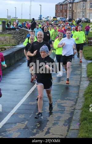 Troon 5k Park Laufen Sie entlang der Küste von Troon, Ayrshire, Schottland, Großbritannien Stockfoto