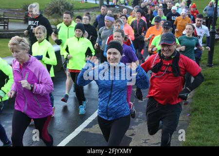 Troon 5k Park Laufen Sie entlang der Küste von Troon, Ayrshire, Schottland, Großbritannien Stockfoto